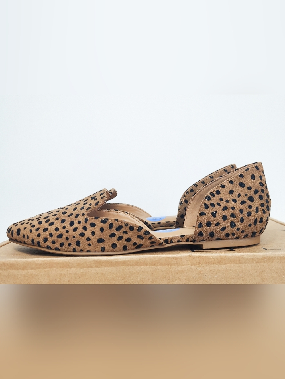 Kensie Neutral Tan/Black Leopard Print Cut Out Flat Loafers Women's Size 6.5 New - Picture 2 of 12
